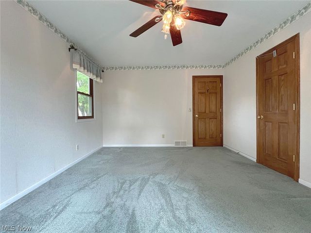 465 Kar A Bru, Amherst, OH 44011