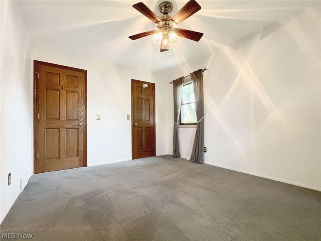 465 Kar A Bru, Amherst, OH 44011