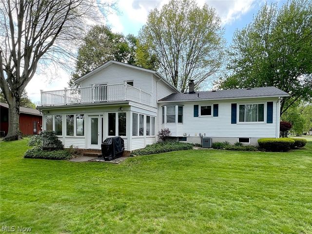 465 Kar A Bru, Amherst, OH 44011