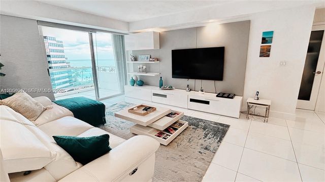 5161 Collins Ave 1003, Miami Beach, FL 33140