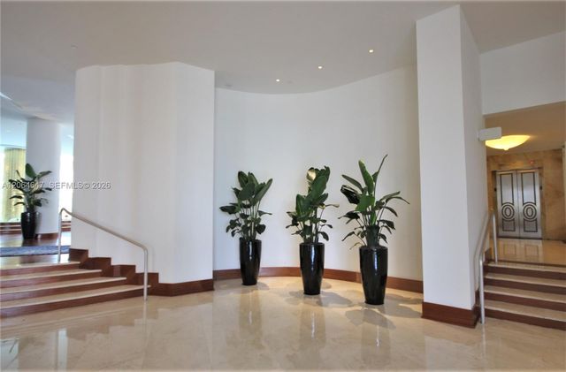 5161 Collins Ave 1003, Miami Beach, FL 33140