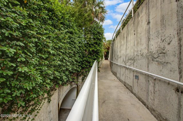 325 S OCEAN GRANDE Drive 203, Ponte Vedra Beach, FL 32082