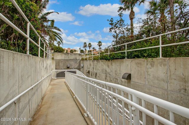 325 S OCEAN GRANDE Drive 203, Ponte Vedra Beach, FL 32082