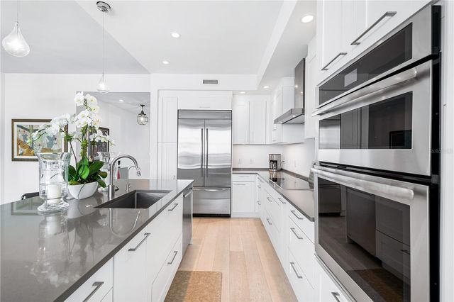 1155 N GULFSTREAM AVENUE 606, Sarasota, FL 34236