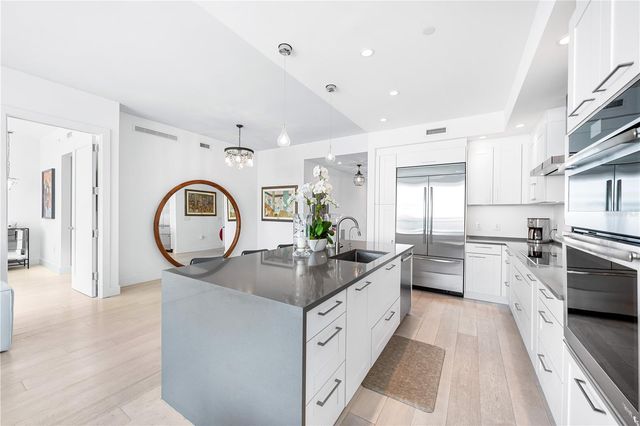 1155 N GULFSTREAM AVENUE 606, Sarasota, FL 34236