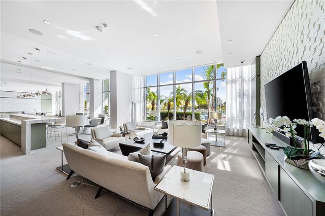 1155 N GULFSTREAM AVENUE 606, Sarasota, FL 34236