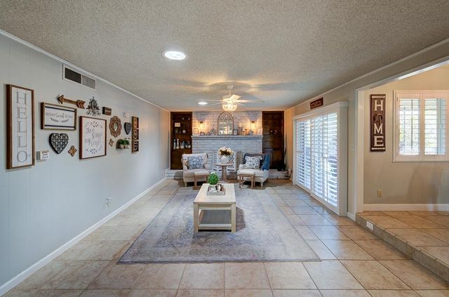 719 E Alluvial Avenue, Fresno, CA 93720