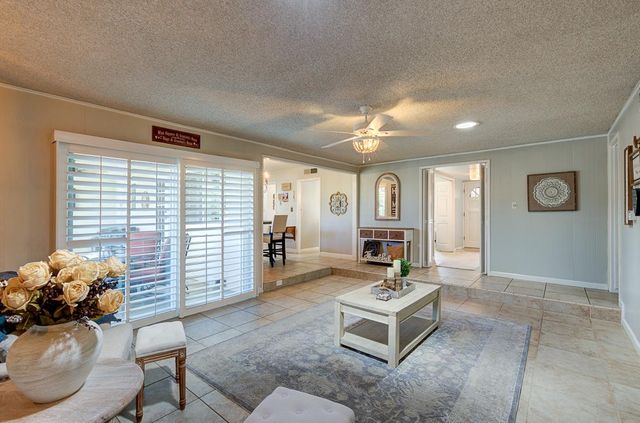 719 E Alluvial Avenue, Fresno, CA 93720