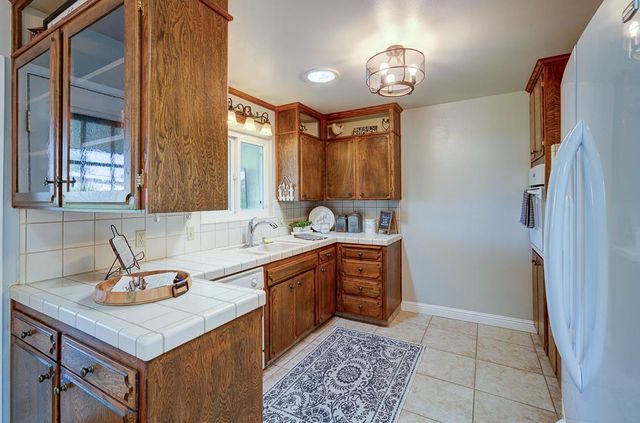 719 E Alluvial Avenue, Fresno, CA 93720