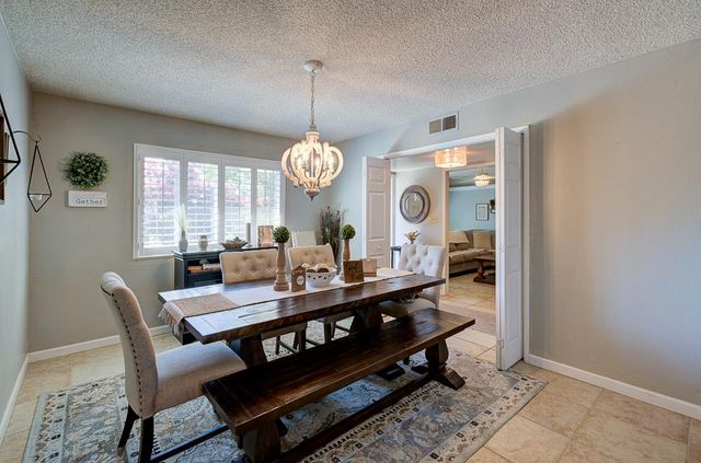 719 E Alluvial Avenue, Fresno, CA 93720