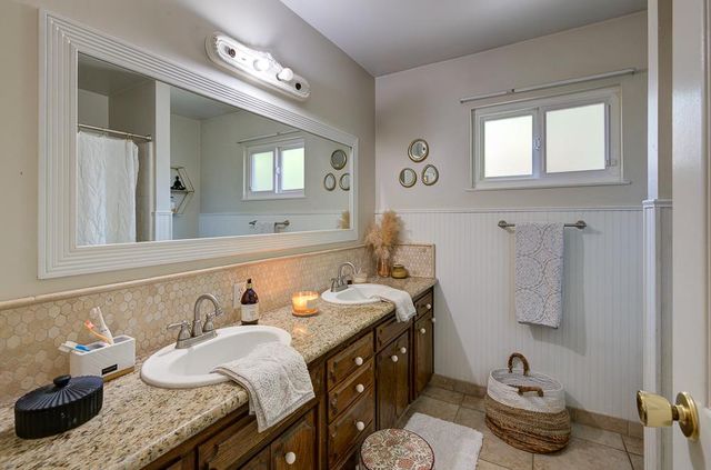 719 E Alluvial Avenue, Fresno, CA 93720