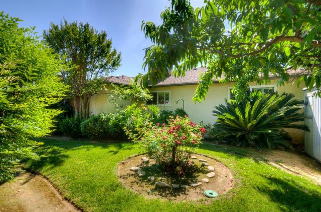 719 E Alluvial Avenue, Fresno, CA 93720