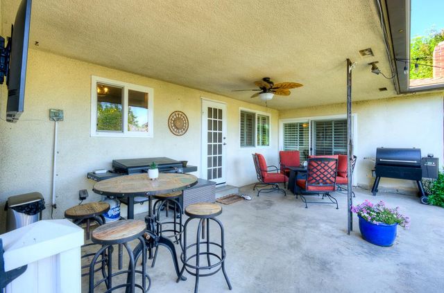 719 E Alluvial Avenue, Fresno, CA 93720