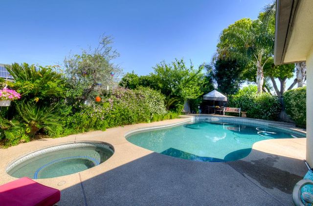 719 E Alluvial Avenue, Fresno, CA 93720