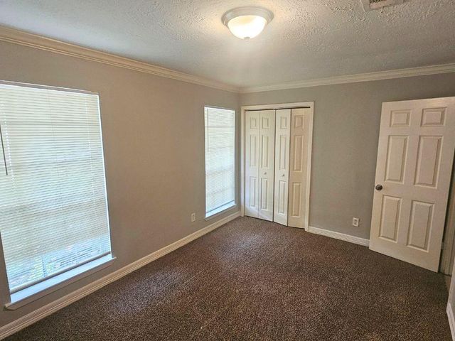 9526 Golden Wood Lane, Houston, TX 77086