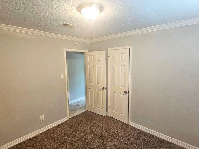 9526 Golden Wood Lane, Houston, TX 77086