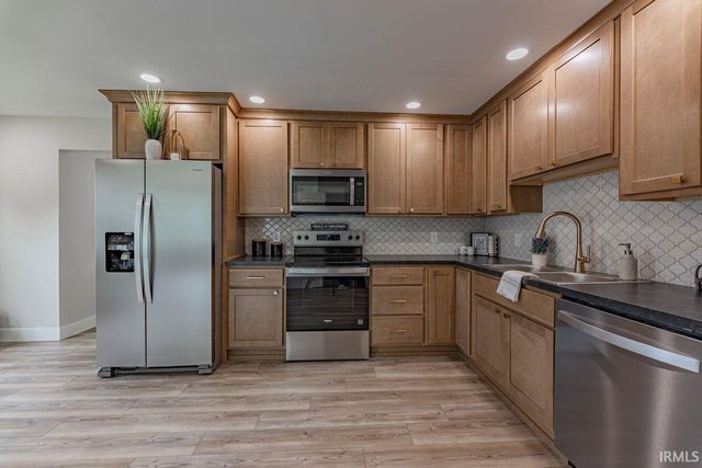 1628 E Blackford Avenue, Evansville, IN 47714