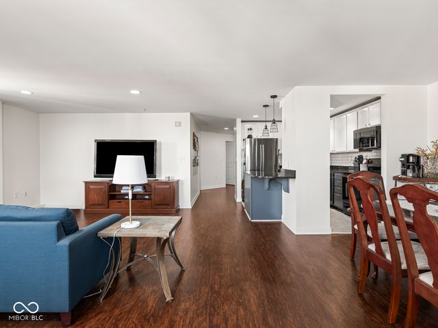 350 N Meridian Street 705, Indianapolis, IN 46204