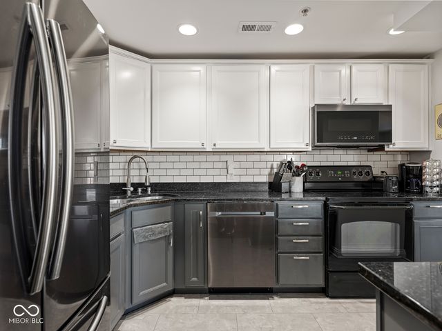 350 N Meridian Street 705, Indianapolis, IN 46204