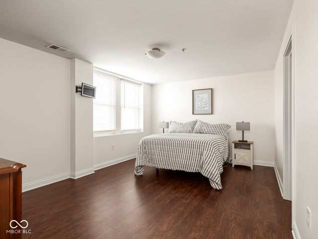 350 N Meridian Street 705, Indianapolis, IN 46204