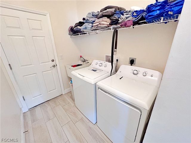 1111 NW 19th TER, Matlacha, FL 33993