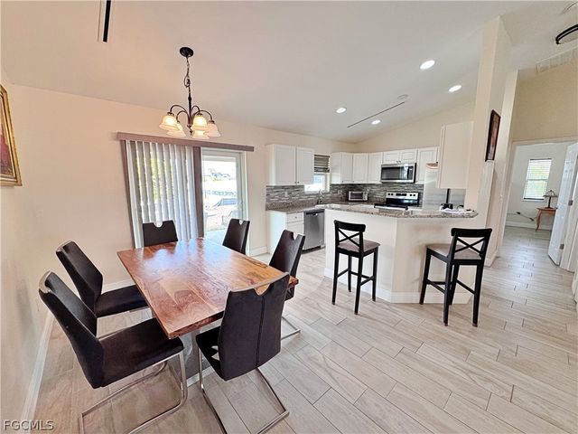 1111 NW 19th TER, Matlacha, FL 33993