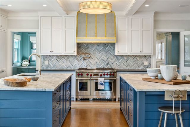 31 Ninigret Avenue, Charlestown, RI 02813