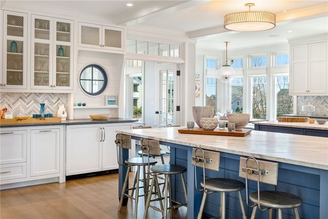 31 Ninigret Avenue, Charlestown, RI 02813