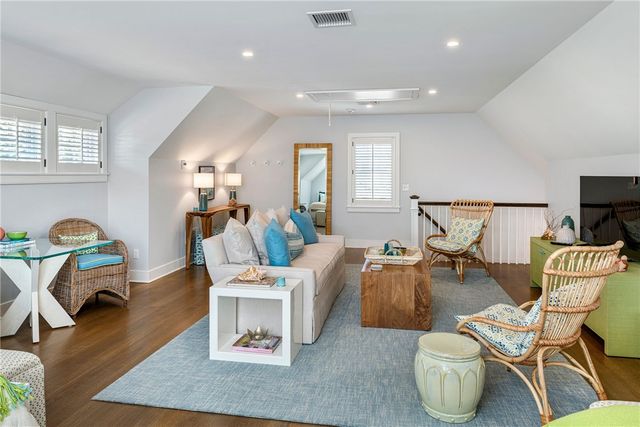 31 Ninigret Avenue, Charlestown, RI 02813