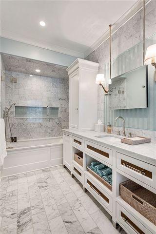 31 Ninigret Avenue, Charlestown, RI 02813