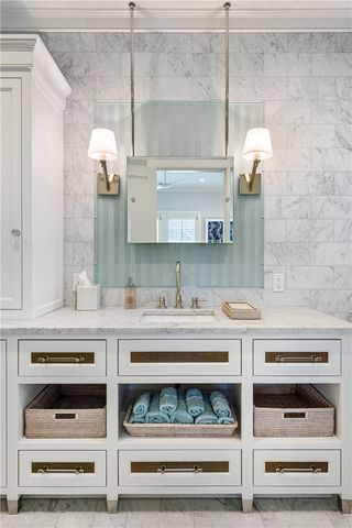 31 Ninigret Avenue, Charlestown, RI 02813