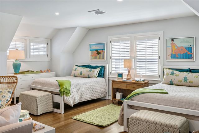 31 Ninigret Avenue, Charlestown, RI 02813