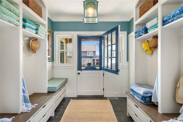 31 Ninigret Avenue, Charlestown, RI 02813