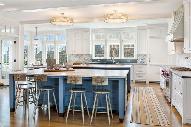 31 Ninigret Avenue, Charlestown, RI 02813