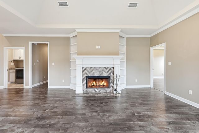233 Nantucket Loop, Maumelle, AR 72113