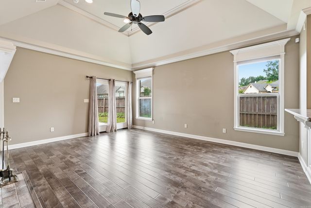 233 Nantucket Loop, Maumelle, AR 72113