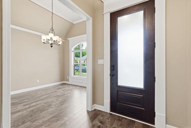 233 Nantucket Loop, Maumelle, AR 72113