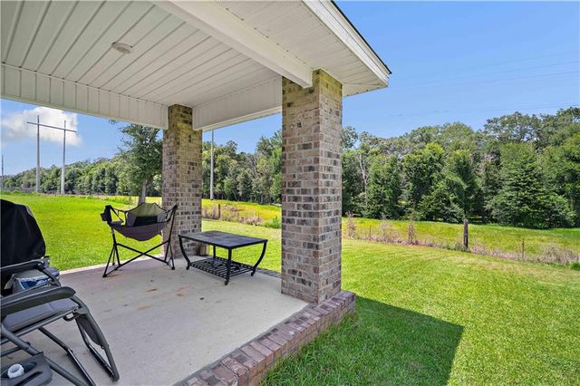 2616 Windmere E Drive, Semmes, AL 36575