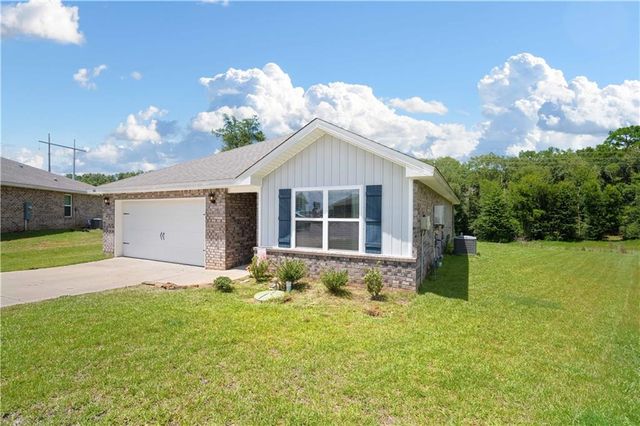 2616 Windmere E Drive, Semmes, AL 36575