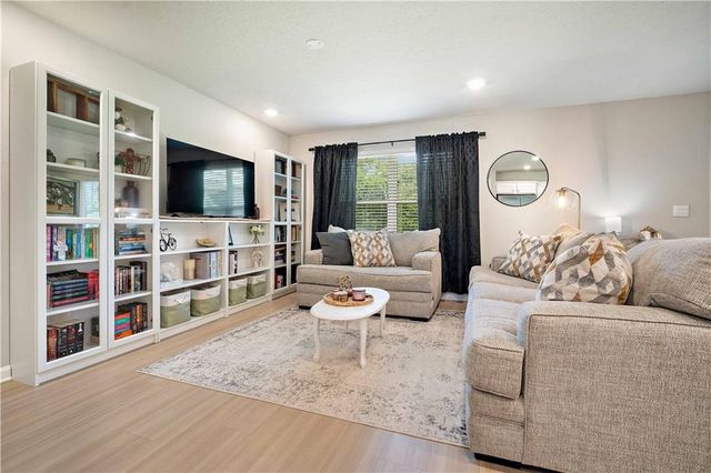 2616 Windmere E Drive, Semmes, AL 36575