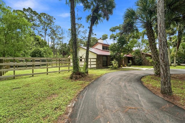 2730 Doe Trail, Loxahatchee, FL 33470