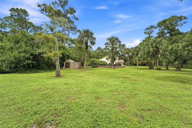 2730 Doe Trail, Loxahatchee, FL 33470