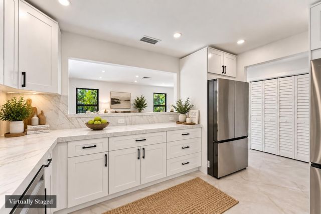 2730 Doe Trail, Loxahatchee, FL 33470