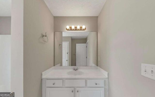 3185 Aspen Avenue, Atlanta, GA 30349