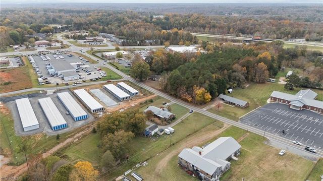 109 Forest Hill Road, Lexington, NC 27295