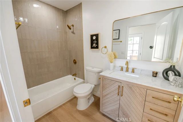 2391 Fashion Ave, Long Beach, CA 90810