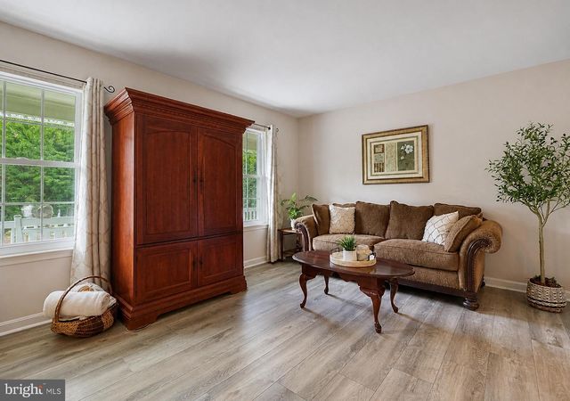1154 AMBER WAY, Owings, MD 20736