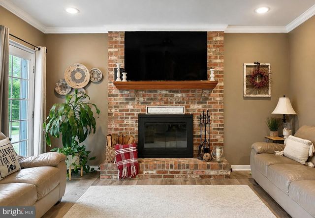 1154 AMBER WAY, Owings, MD 20736