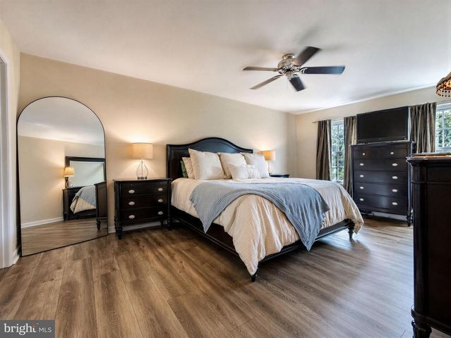 1154 AMBER WAY, Owings, MD 20736