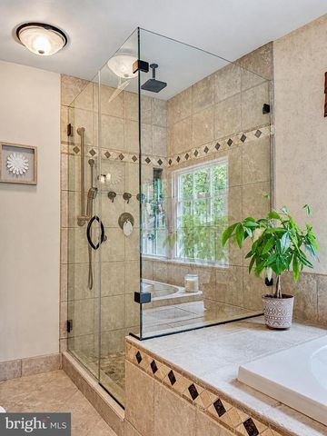 1154 AMBER WAY, Owings, MD 20736